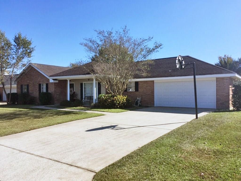 2413 Karen Lane, Lake Charles, LA 70605